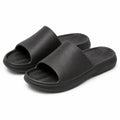 Claquettes 42/43 noires en matière synthétique à enfiler pour maison et piscine